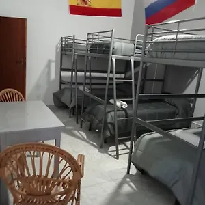 Dama Hostelbb Neapol